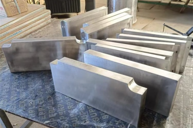 攀枝花不锈钢包铅件